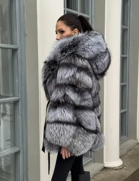 Silver Fox Fur Poncho Coat | Luxurious Hooded Fur Stole | Statement Winter Wrap | Natural Fox Fur Outerwear