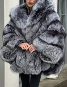 Silver Fox Fur Poncho Coat | Luxurious Hooded Fur Stole | Statement Winter Wrap | Natural Fox Fur Outerwear