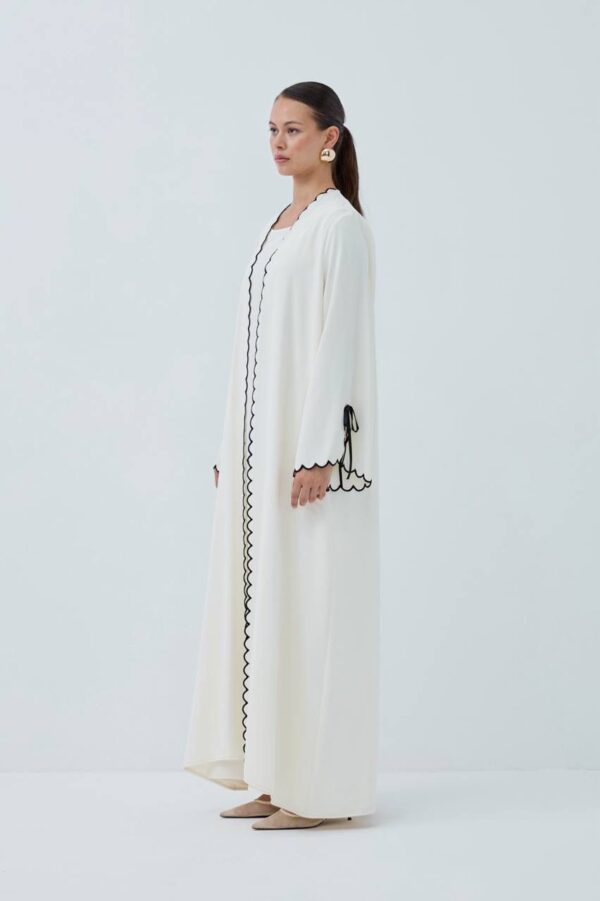 Madina Ibek Double Abaya – High Quality Elegance with Layered Luxury - Image 5