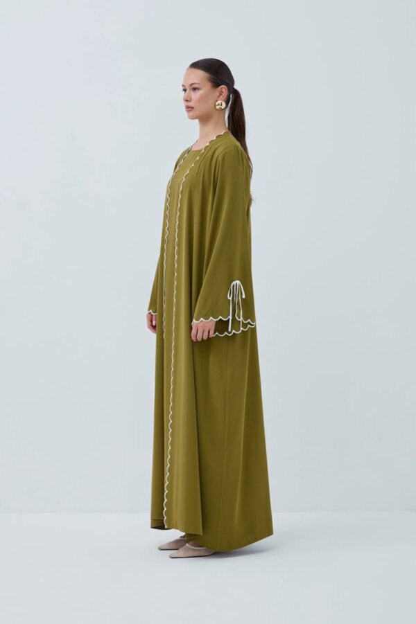 Madina Ibek Double Abaya – High Quality Elegance with Layered Luxury - Image 9