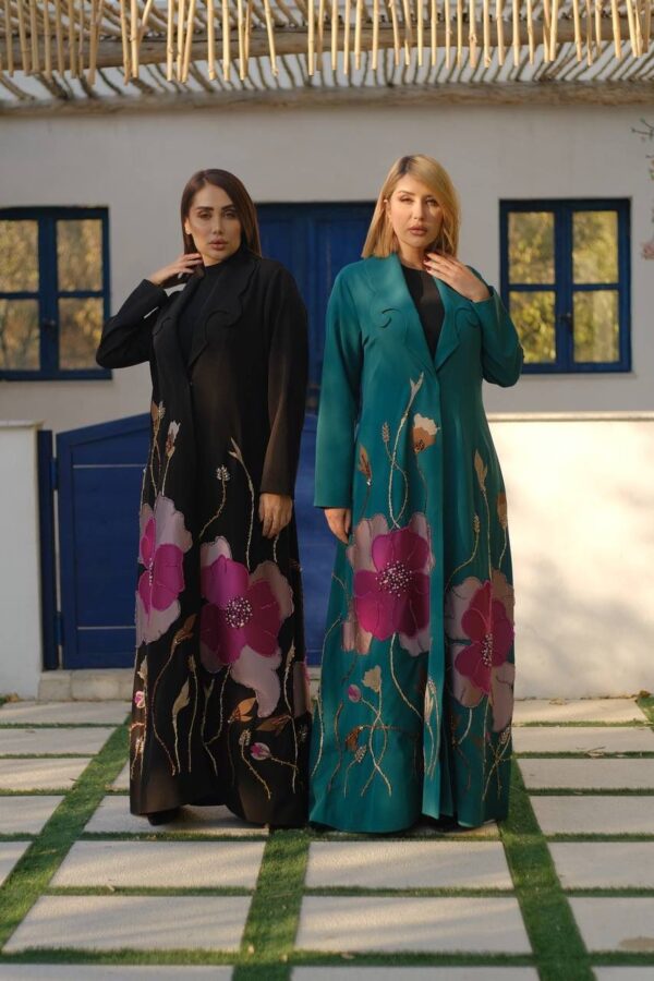 🌸 Floral Elegance Abaya 🌸 - Image 4