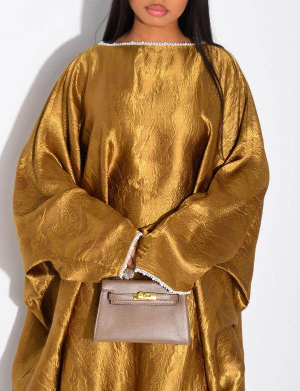 robe-ample-a-bordures-en-perles (20) Pearl Embellished Butterfly Abaya | Premium Embossed Satin Kaftan | Luxurious Open Front Cover Up | Elegant Eid & Wedding Guest Dress